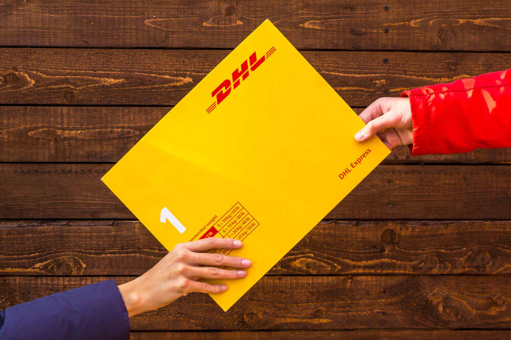 DHL